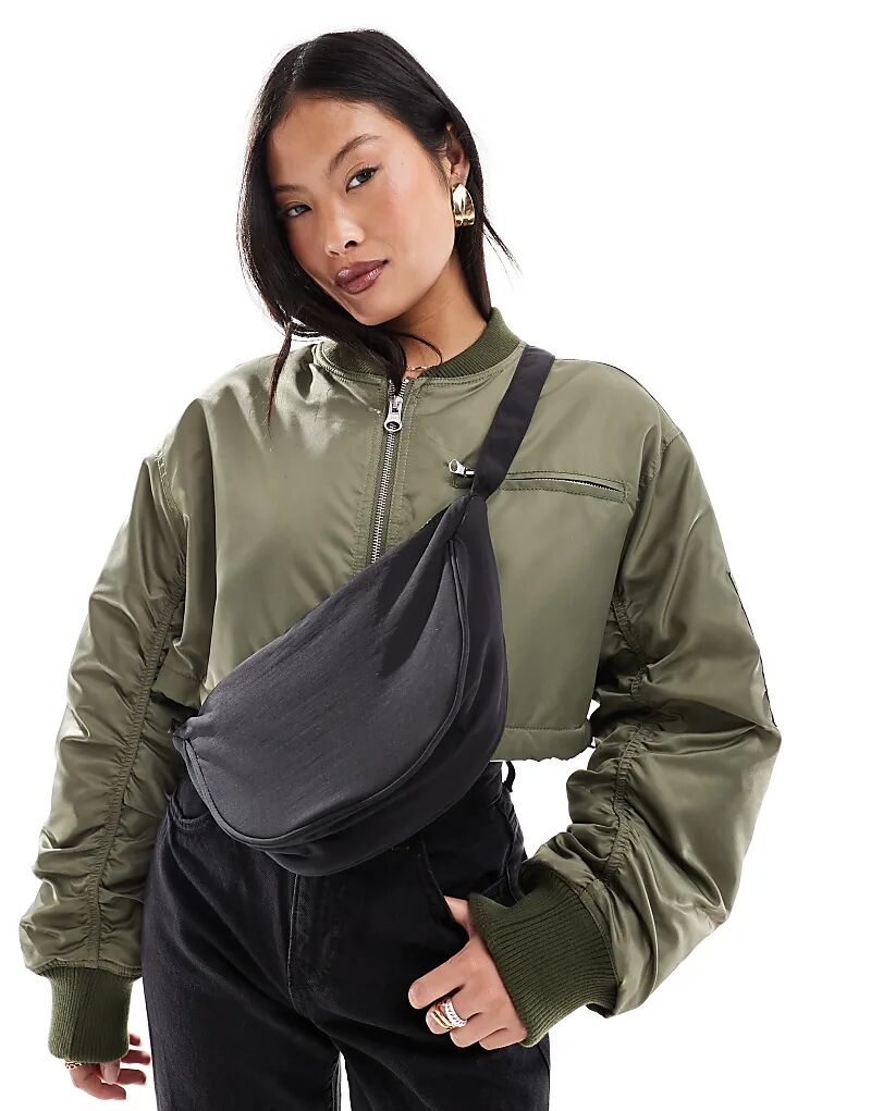 

Поясная сумка черного цвета Pieces