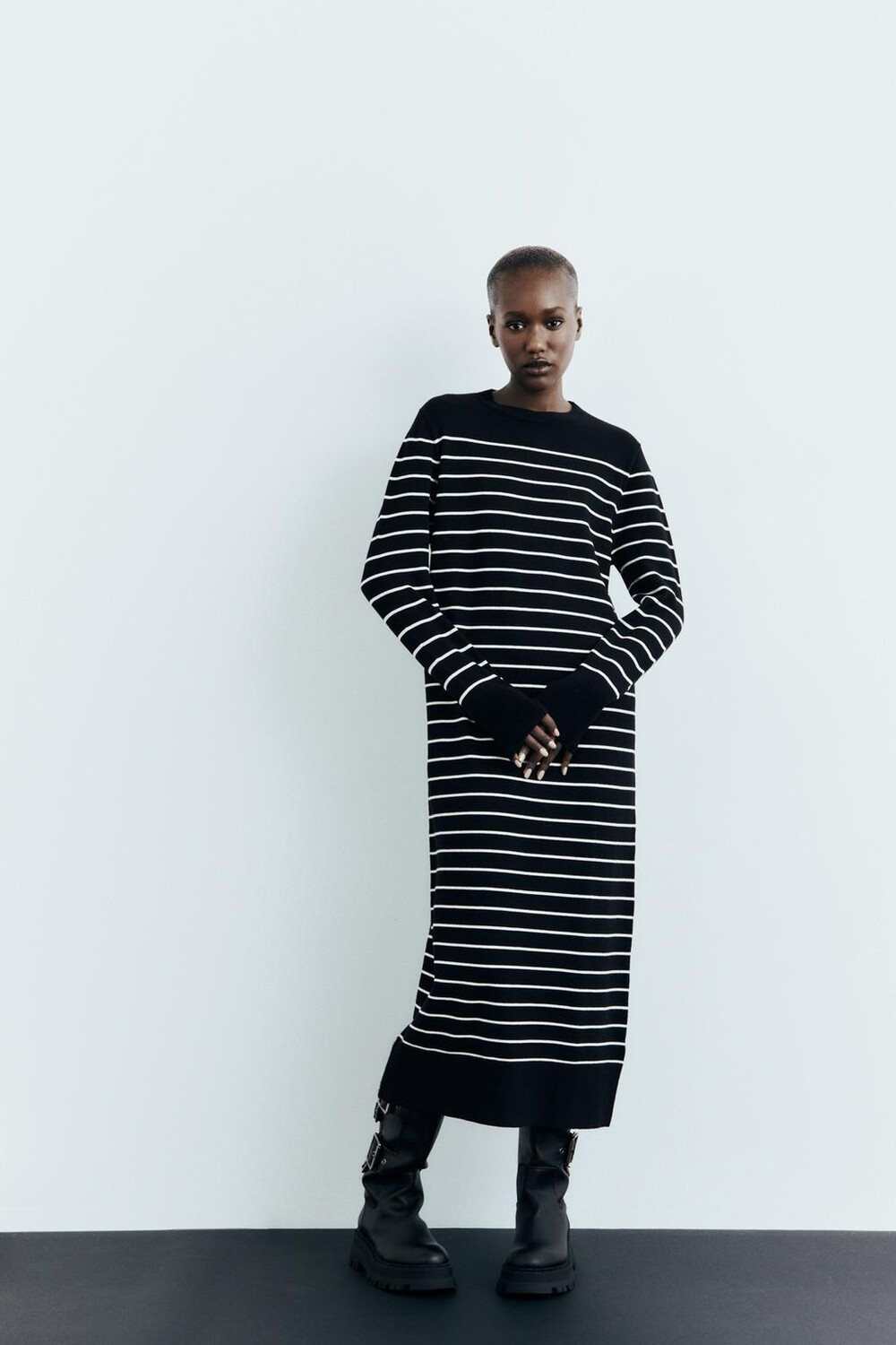 

Длинное трикотажное платье в полоску ZARA, полосы