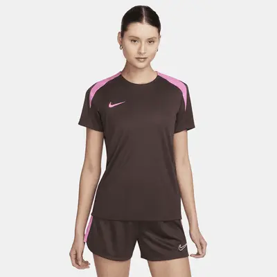 

Футболка Nike Strike, цвет Baroque Brown/Playful Pink/Playful Pink