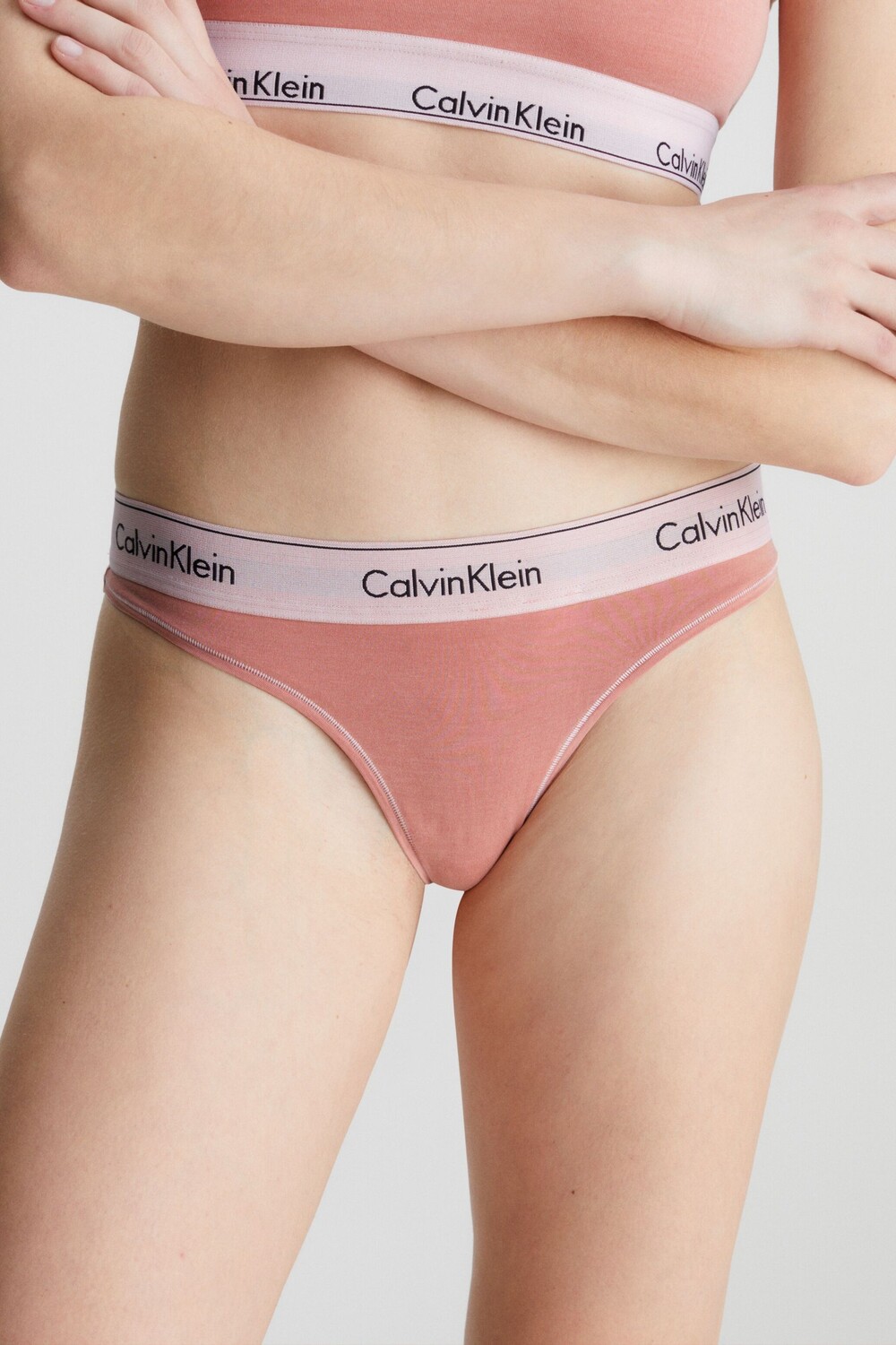 

Коричневые стринги с минеральной краской Calvin Klein, коричневый
