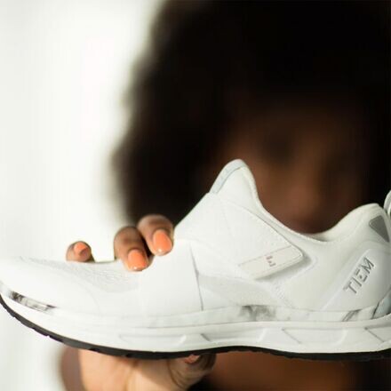 

Крытые велосипедные туфли Slipstream женские TIEM Athletic, цвет White Marble