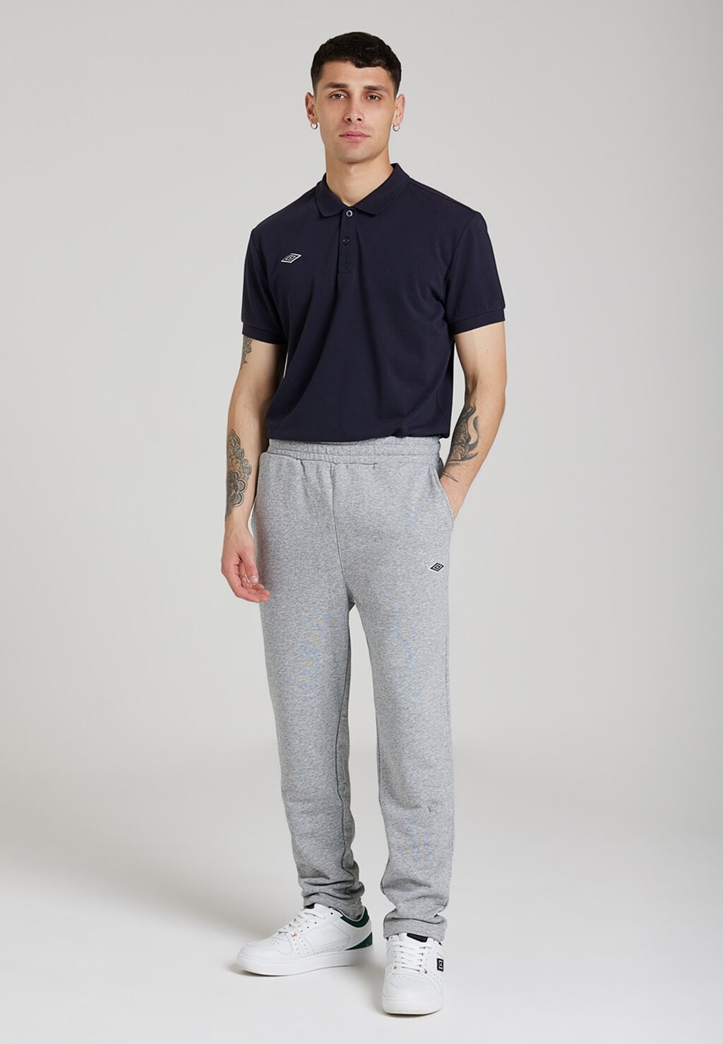 

Спортивные брюки Umbro, серые
