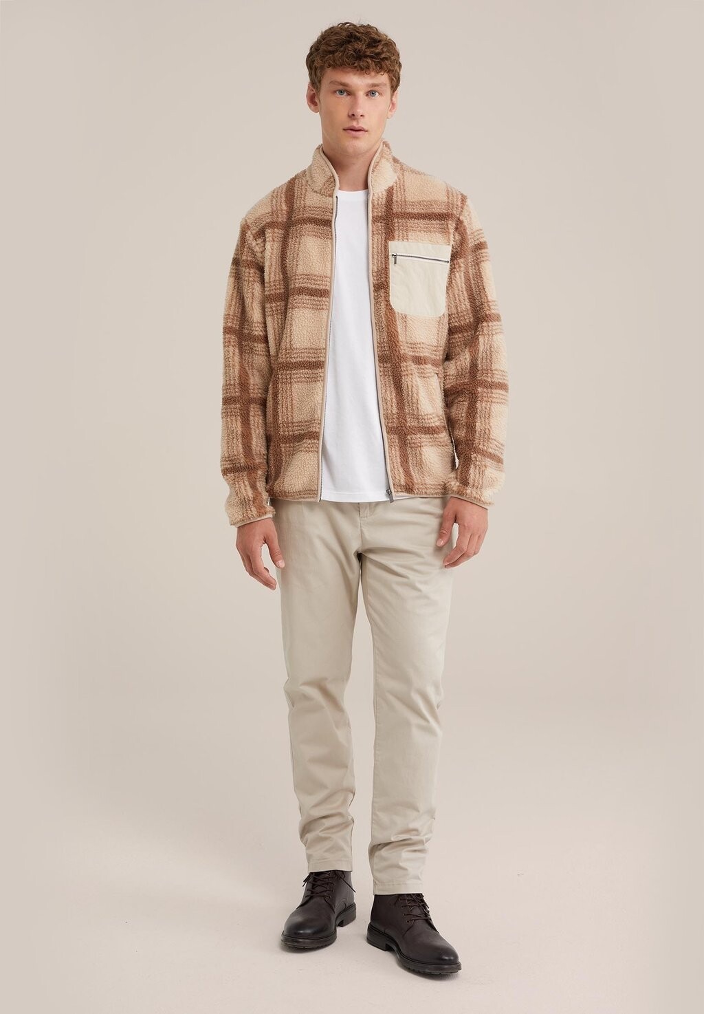 

Флисовая куртка WE Fashion, бежевый
