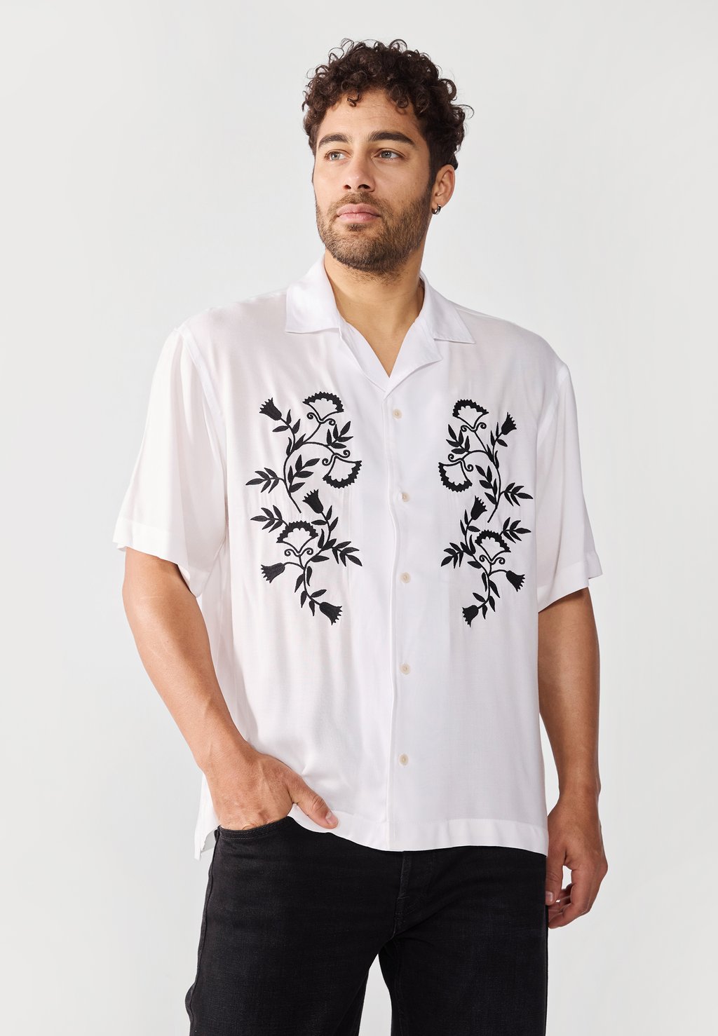 

Рубашка EMBROIDERED SHIRT Pier One by Zalando, белый