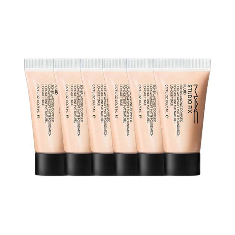 

Набор пробников жидкой тональной основы Flawless легко растушевывается матовый выравнивает тон кожи 5мл*4+насадки-дозаторы MAC