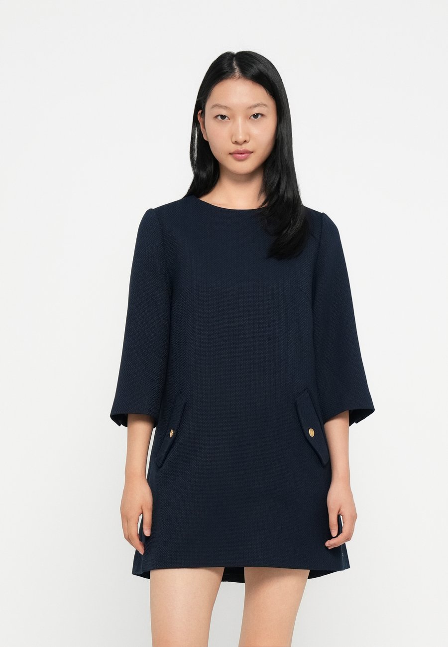 

Платье Tommy Hilfiger PREPPY TEXTURE MINI SHIFT DRESS, Dark Night Navy/Dark Blue