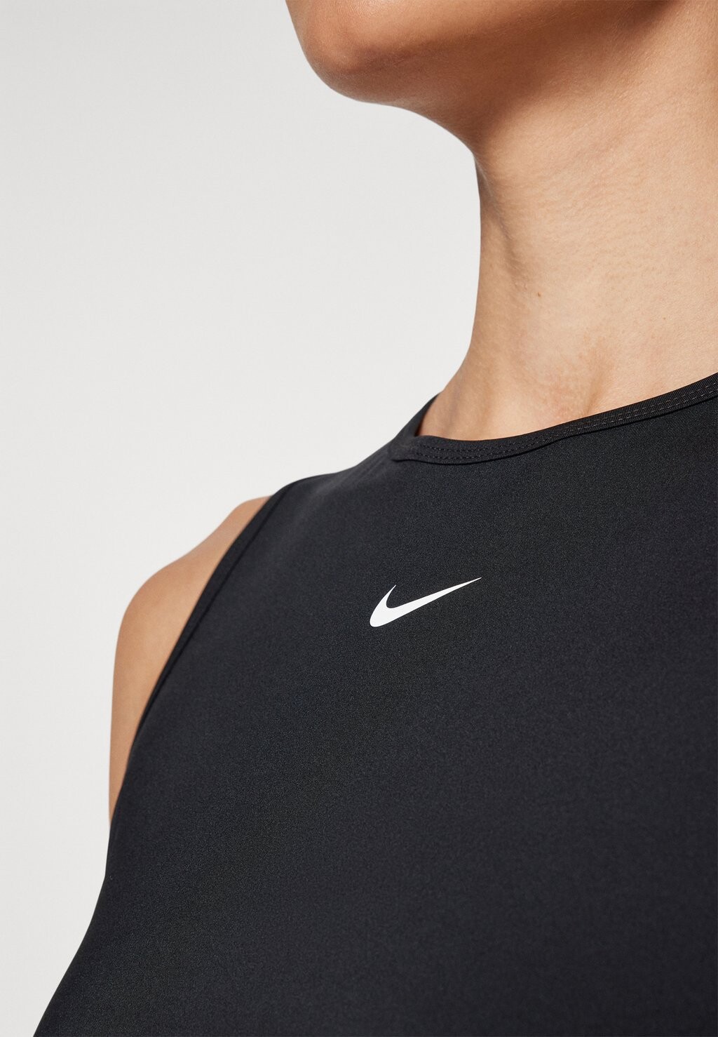 Топ PRO CROP TANK Nike, черный — фото 2