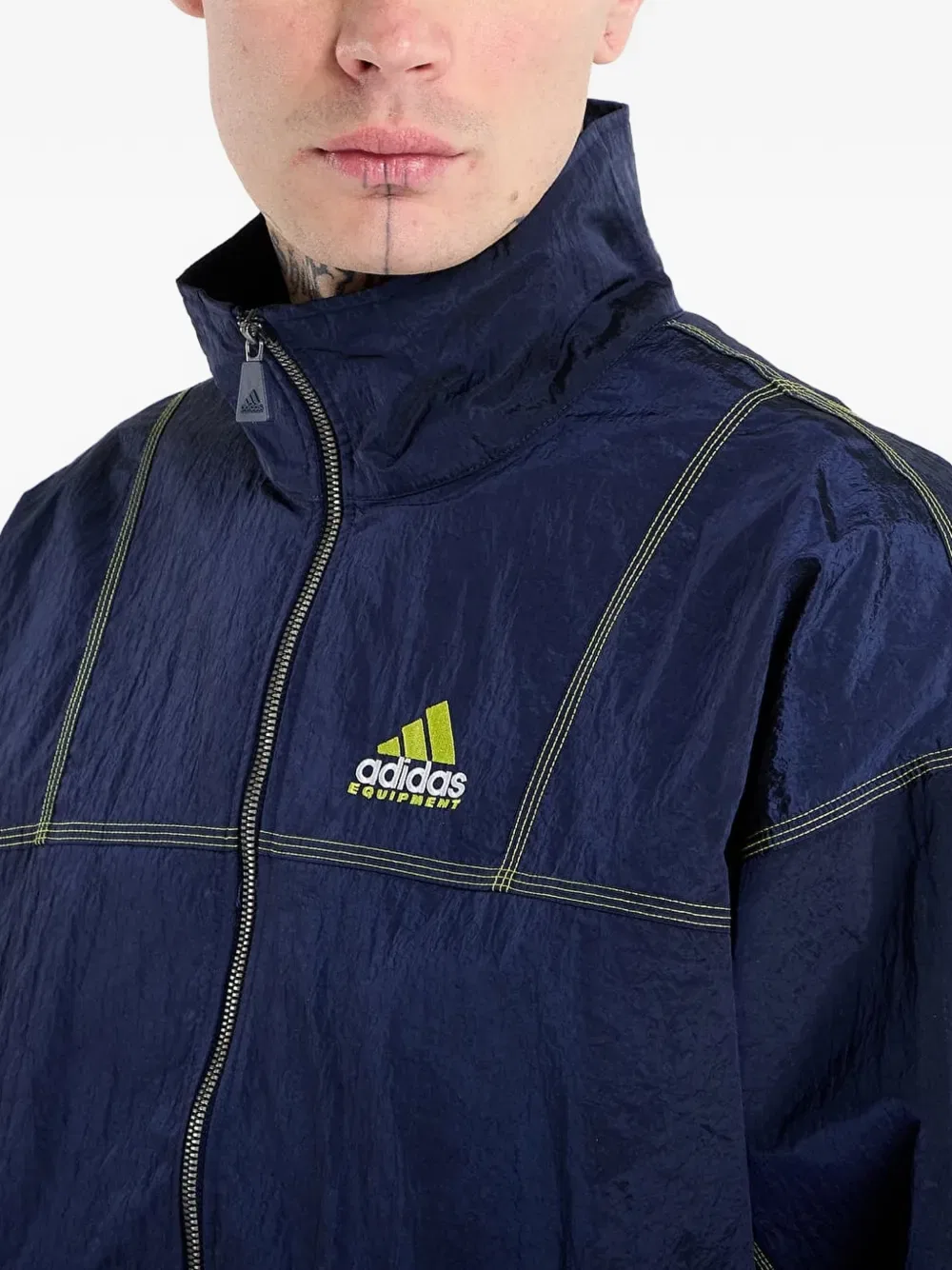 Снаряжение: легкая куртка Adidas, синий — фото 4