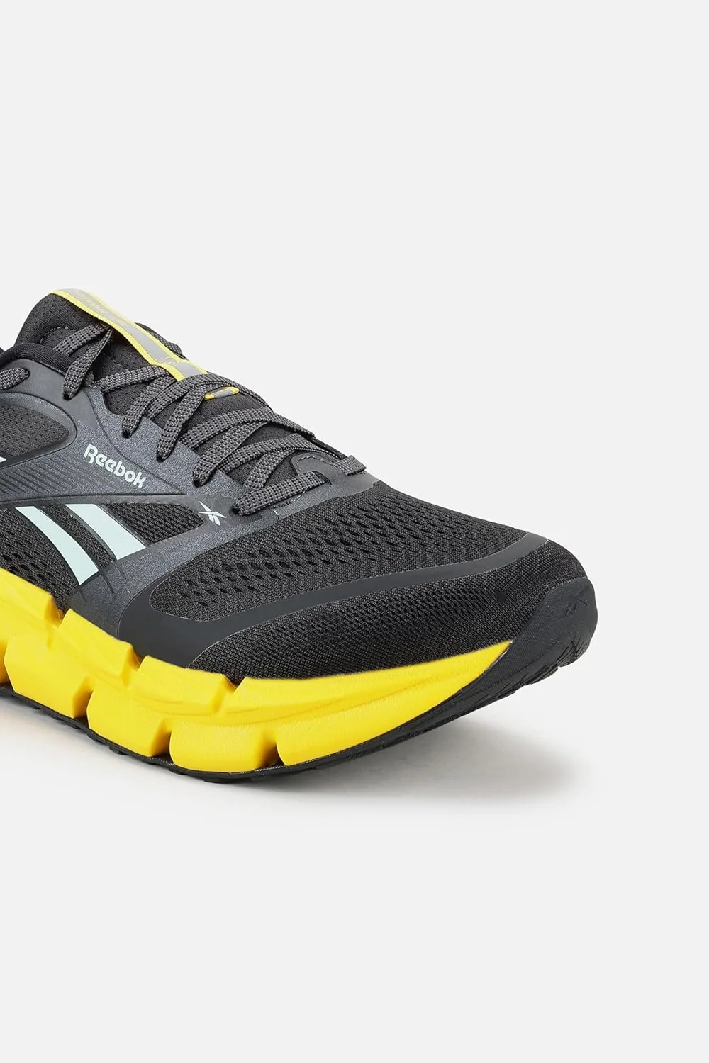 Мужские кроссовки Reebok Floatzig 2, черный/золотой — фото 4