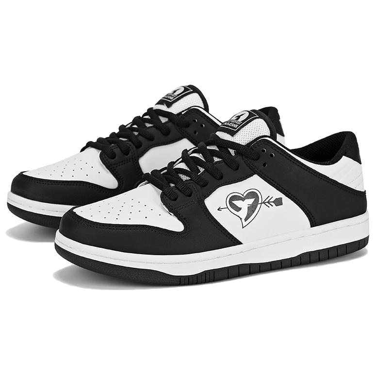 

Амортизирующие, износостойкие, легкие и дышащие низкие скейтерские кроссовки Unisex HLA JEANS, черный/белый