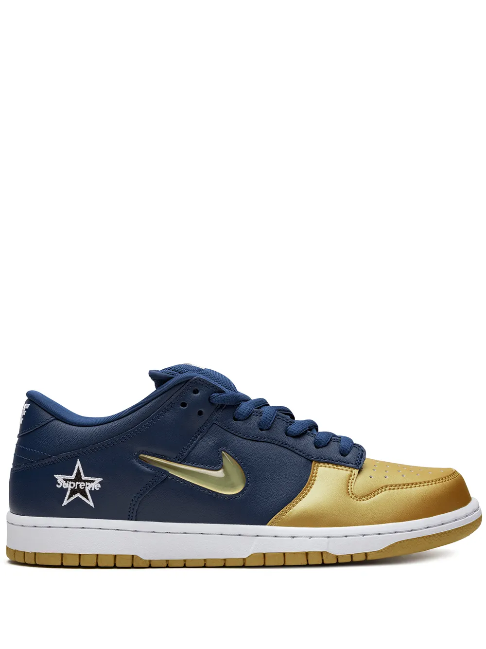 

Кроссовки SB Dunk Low OG из коллаборации с Supreme Nike, золотой