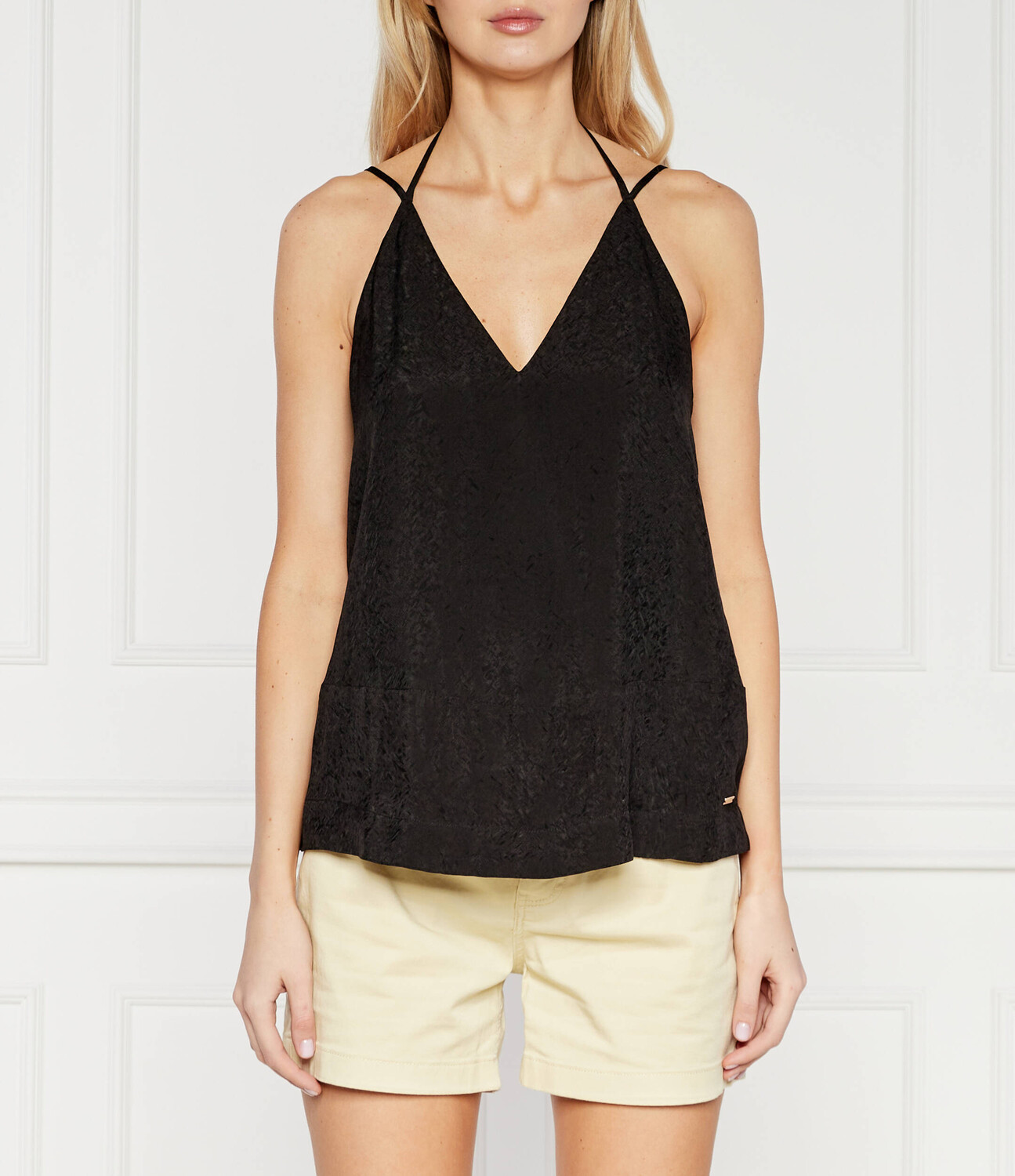 

Топ Armani Exchange Regular Fit, черный