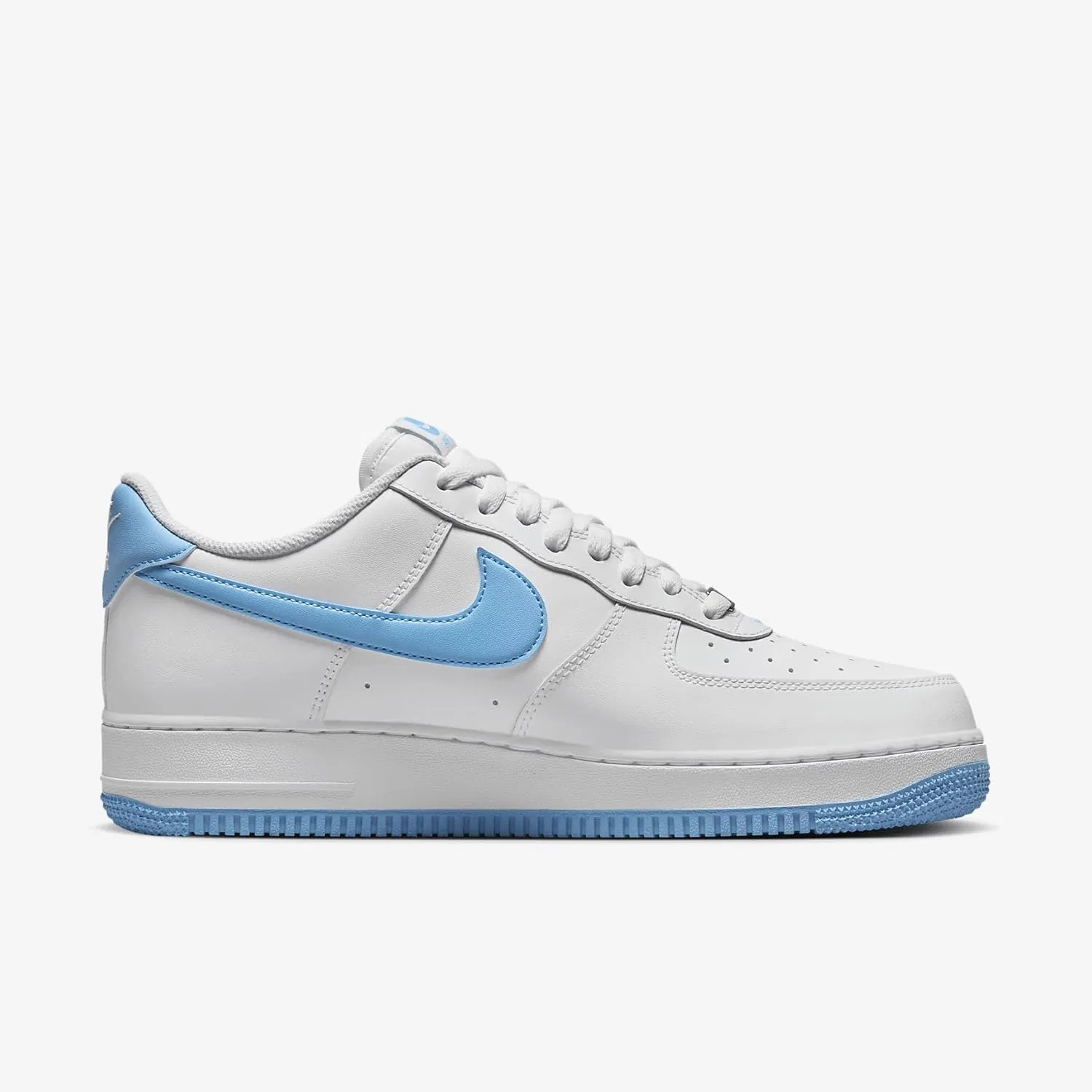 Мужские кроссовки Nike Air Force 1 '07 белого цвета FQ4296-100 — фото 3