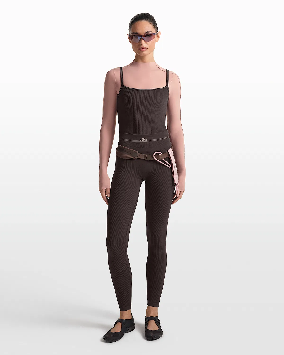 Женские леггинсы NikeSKIMS Ribbed Seamless с высокой посадкой, длина 26", NSKM Phoenix/NSKM Truffle