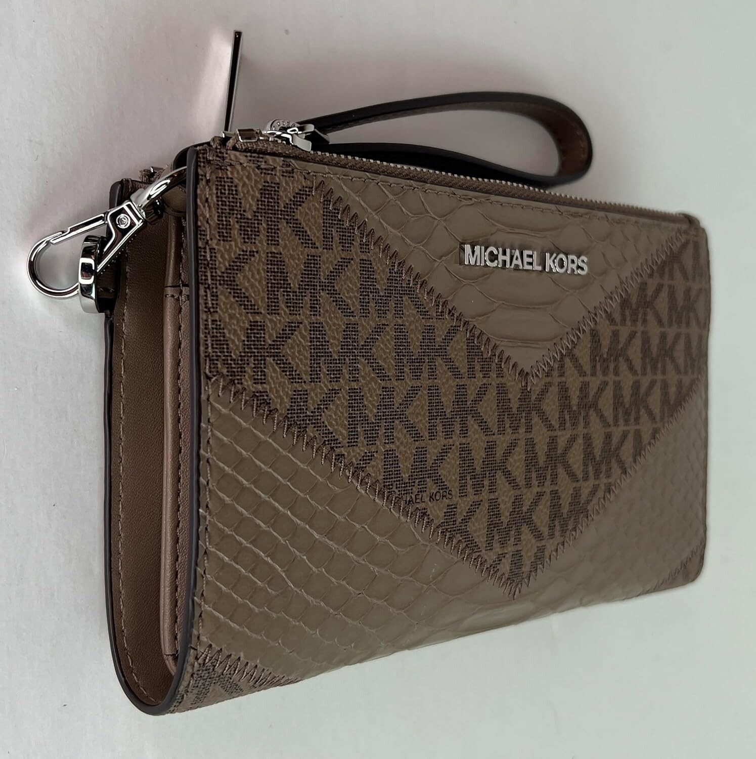

Ремешок Michael Kors Jet Set Travel с двойной молнией и крючком для сумки (Dusk Multi)