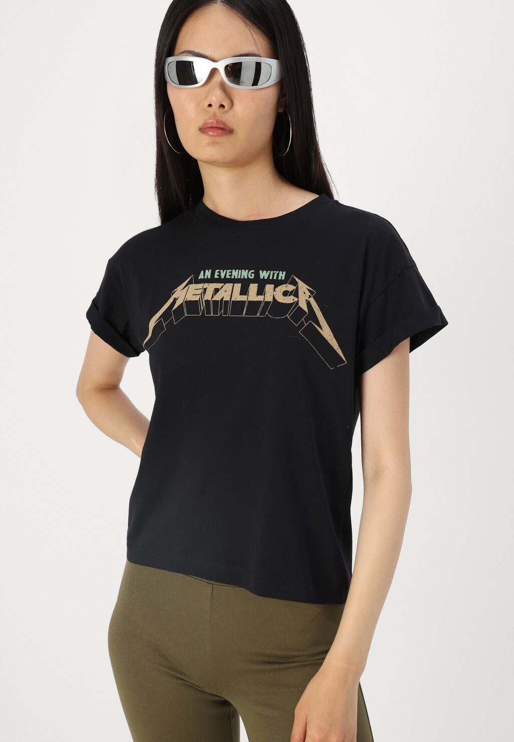 

Футболка с принтом NMGABY O NECK METALLICA Noisy May, черный