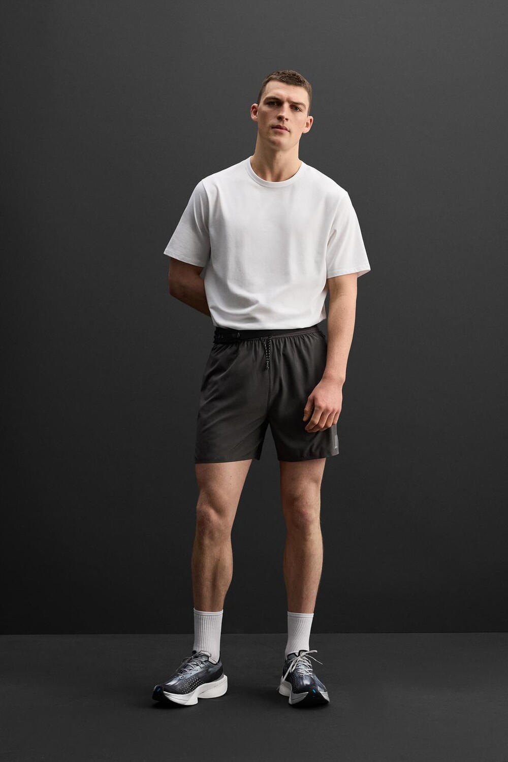 

Тренировочная футболка из смешанного хлопка ZARA, белый