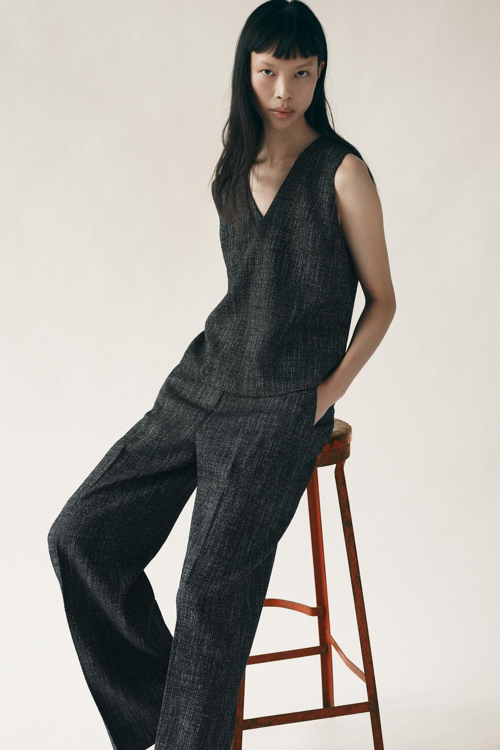 

Текстурированные брюки ZARA, черный