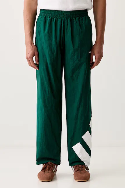Брюки прямые из полиамида TRACK PANT Adidas Originals, зеленый