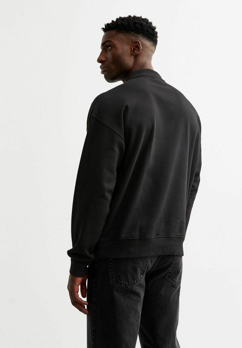 

Рубашка поло QUARTER ZIP New Look, черный