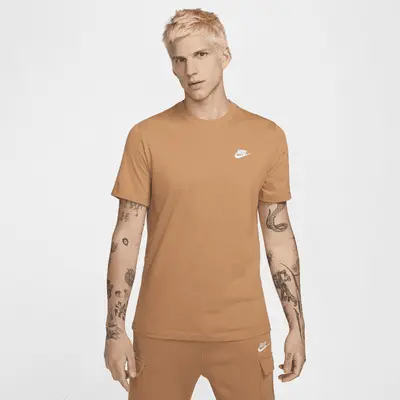 

Футболка Nike Sportswear Club, цвет Flax