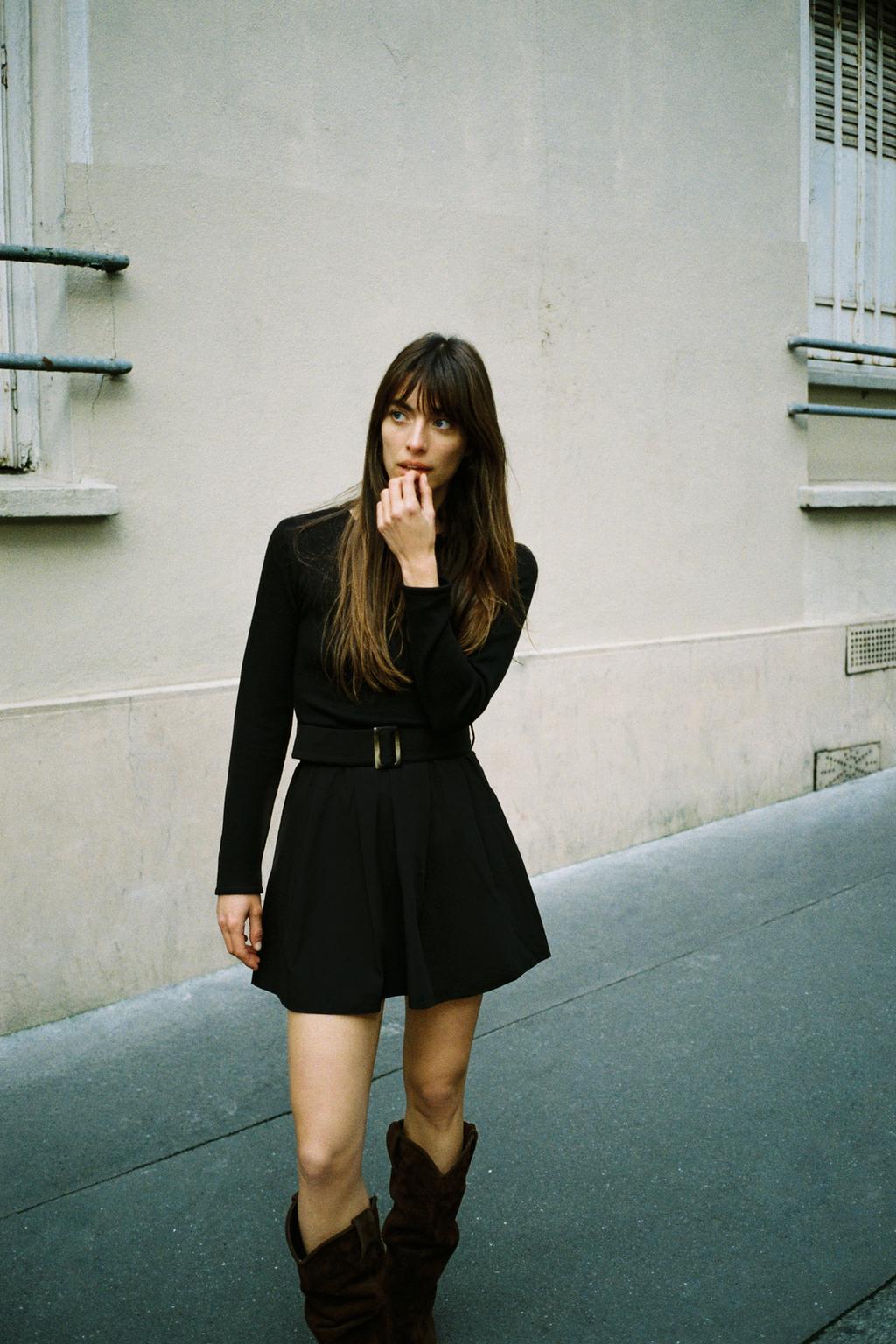 

Платье с поясом в тон ZARA, черный