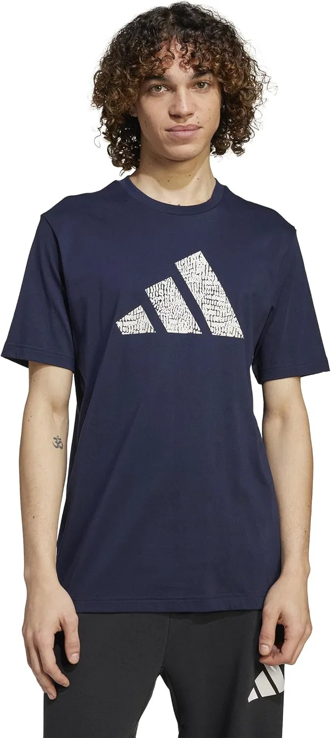 Мужская футболка Adidas Codes с анималистическим принтом