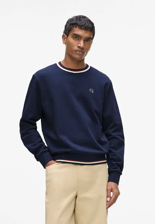 

Свитшот с полосатой отделкой ikon Karl Lagerfeld, Medieval Blue, Синий, Свитшот с полосатой отделкой ikon Karl Lagerfeld, Medieval Blue