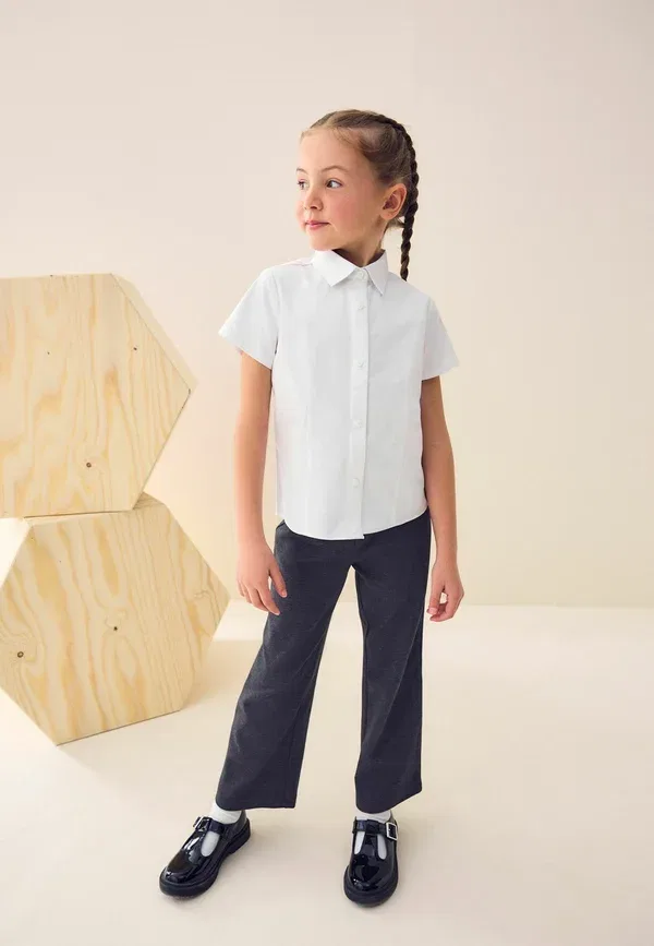 Блуза школьная Next, Regular fit touch fastening stretch short sleeve school button down, белый — фото 2