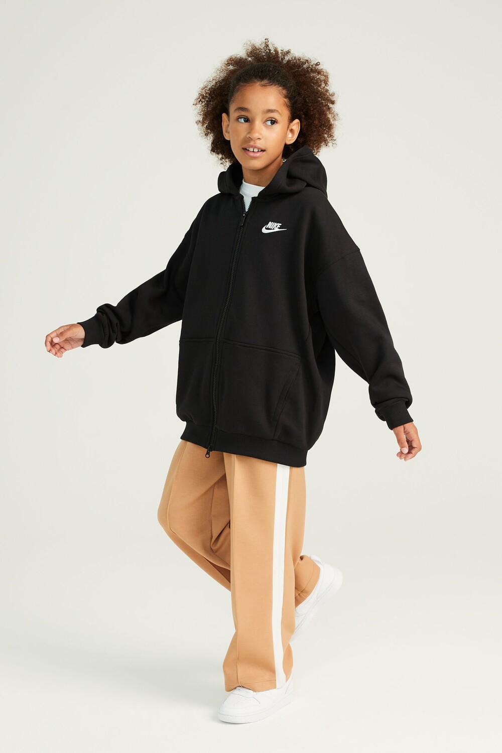 Флисовая толстовка Club oversize на молнии Nike, черный — фото 4