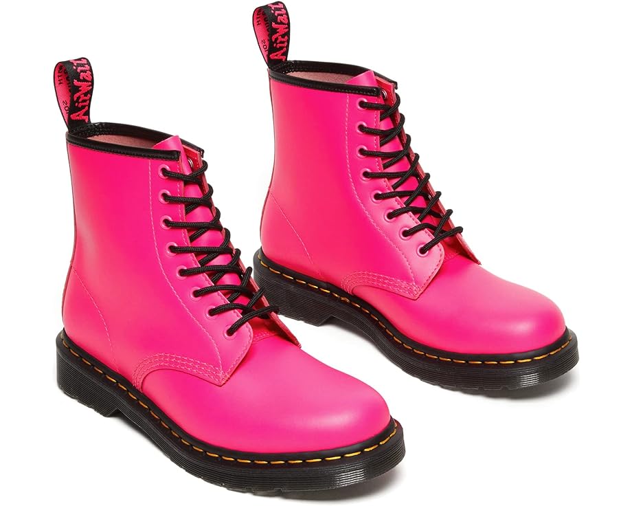 

Ботинки Dr. Martens 1460 Smooth Leather Boot, цвет Clash Pink Smooth