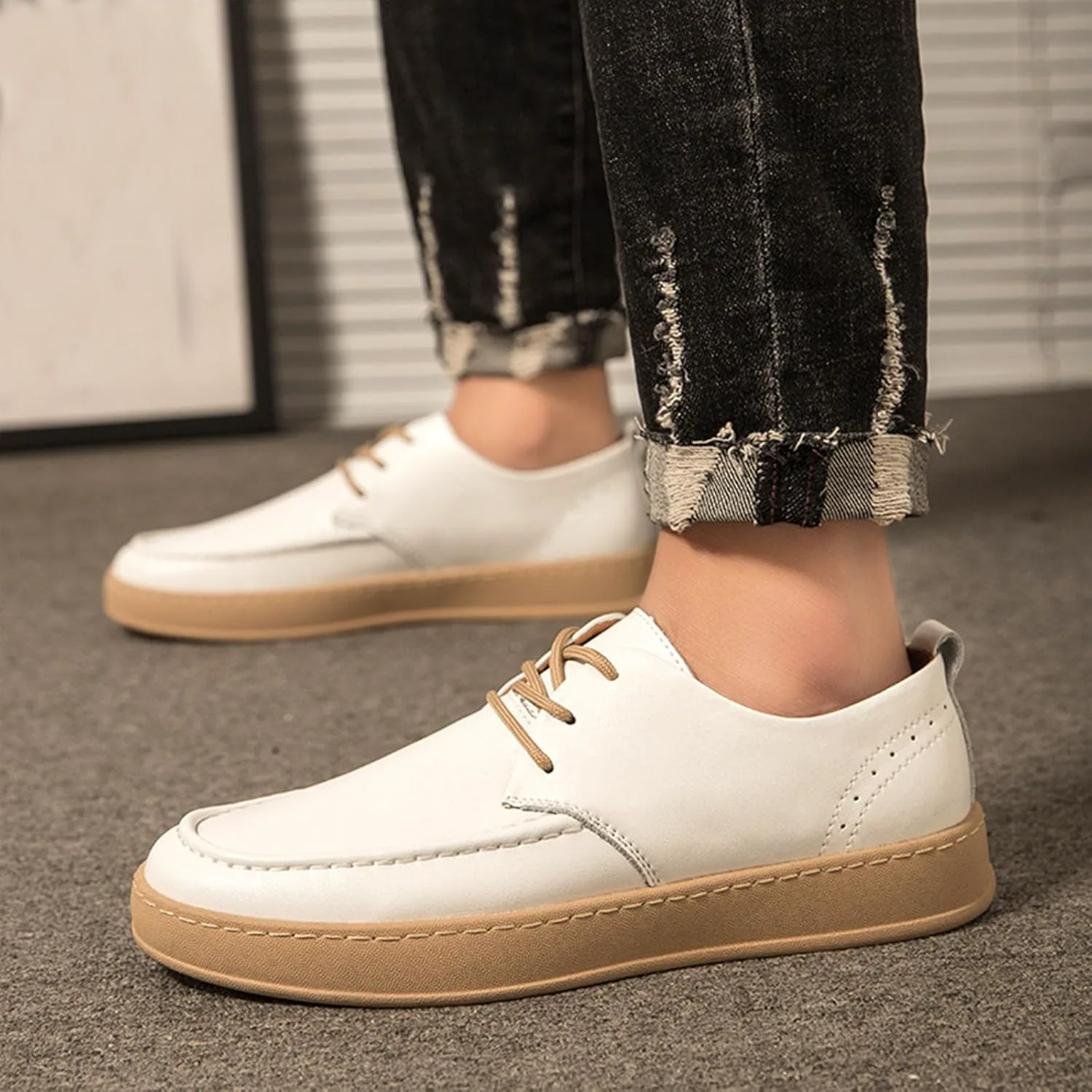 

Мужская модная платформа, вырезные повседневные оксфорды с брогированием, легкие шнурованные кожаные туфли для ходьбы, кроссовки, удобные деловые и нарядные туфли ENJGU, белый