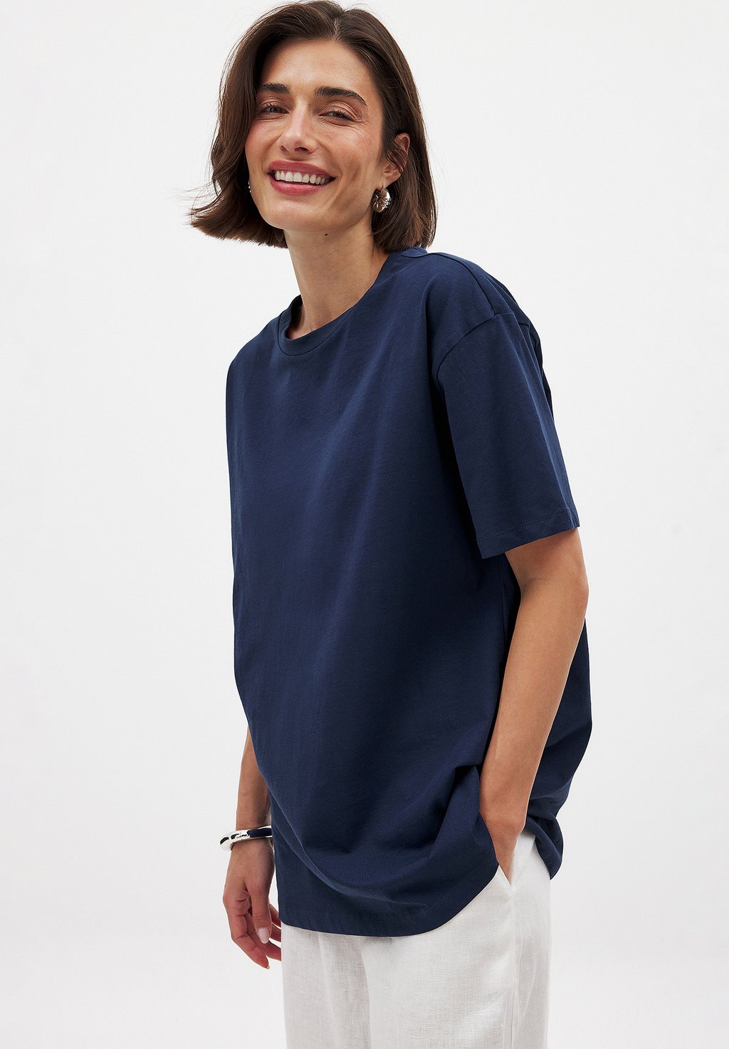

Базовая футболка ROUND NECK NA-KD, синий