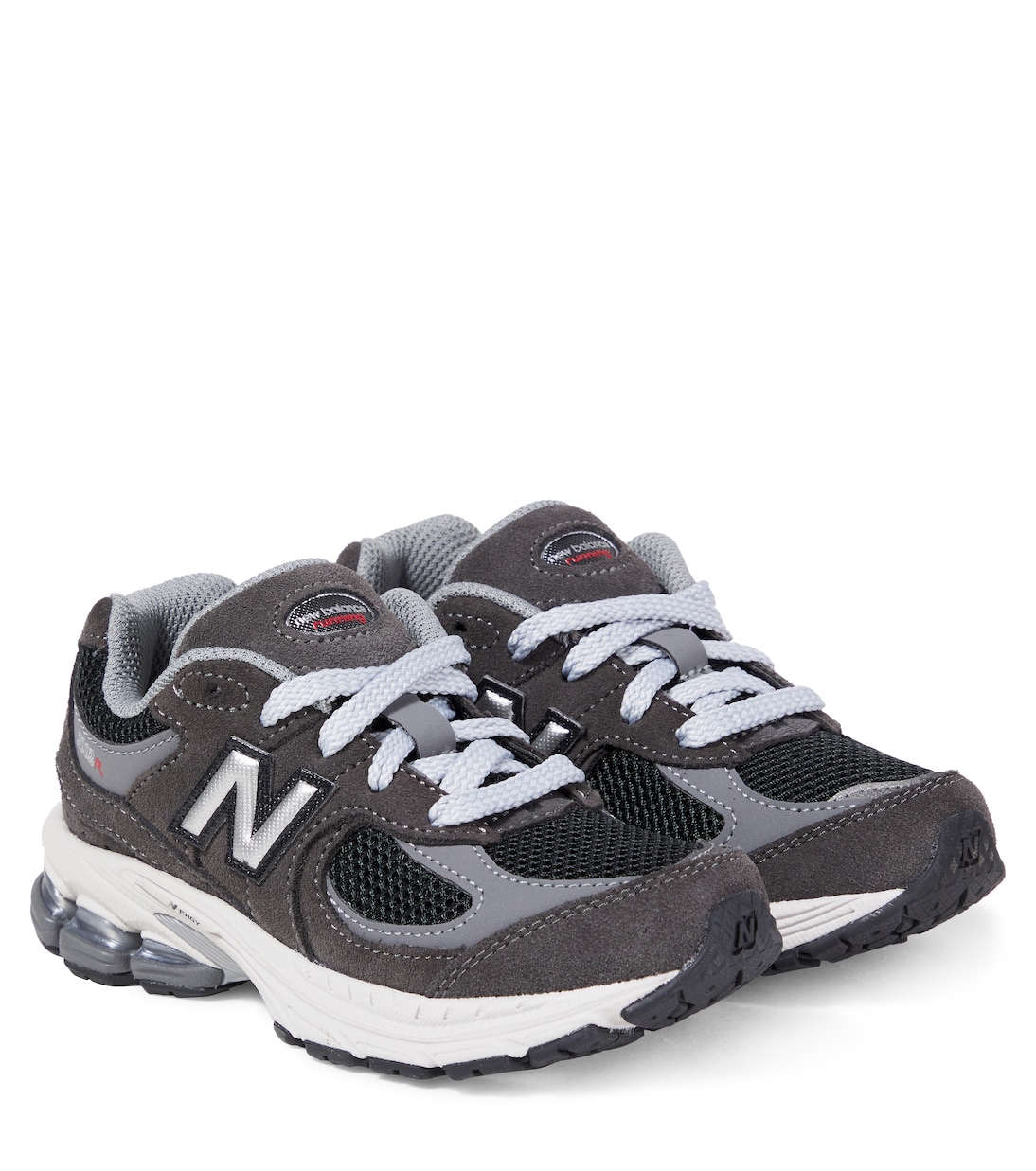 

2002 Детские кожаные кроссовки с сетчатыми вставками New Balance Kids, Black Cement