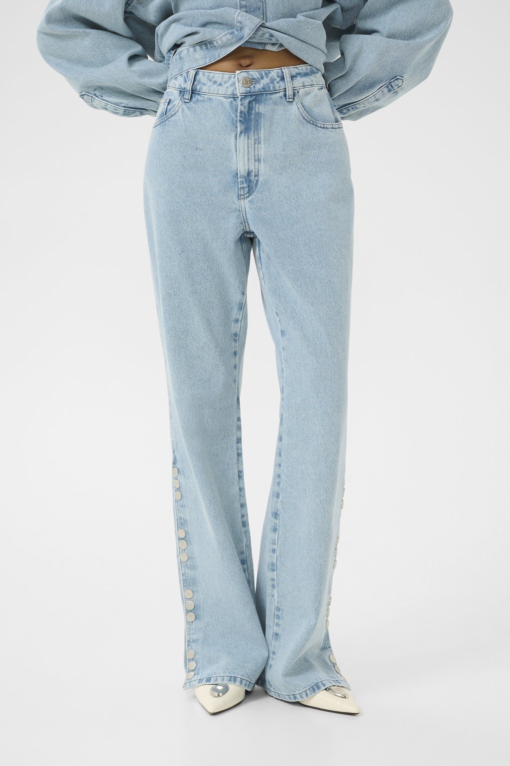 

Джинсы TAHIA STRAIGHT Gestuz, цвет Light Blue Washed