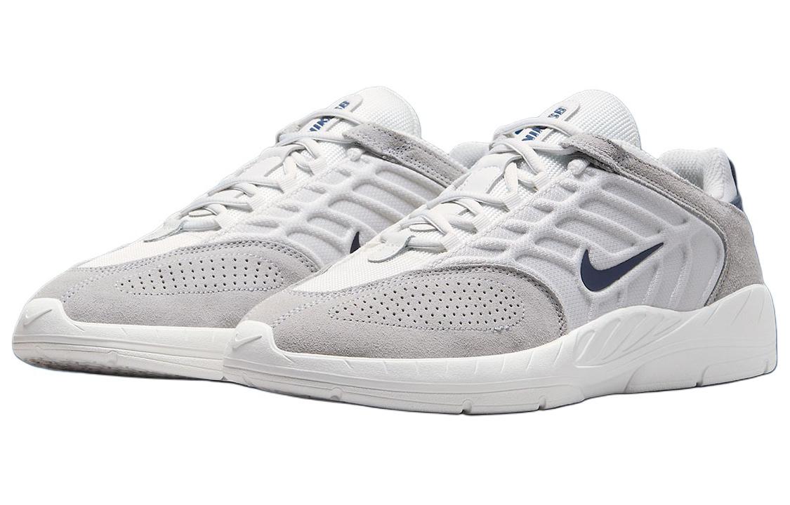 Футболка Nike Sb Vertebrea Platinum Tinty Navy, бело-серая — фото 3