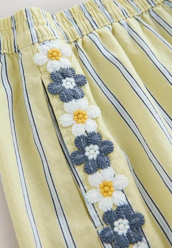 Шорты прямого кроя без застежек Next, Lemon Yellow Stripe Crochet Flower — фото 2