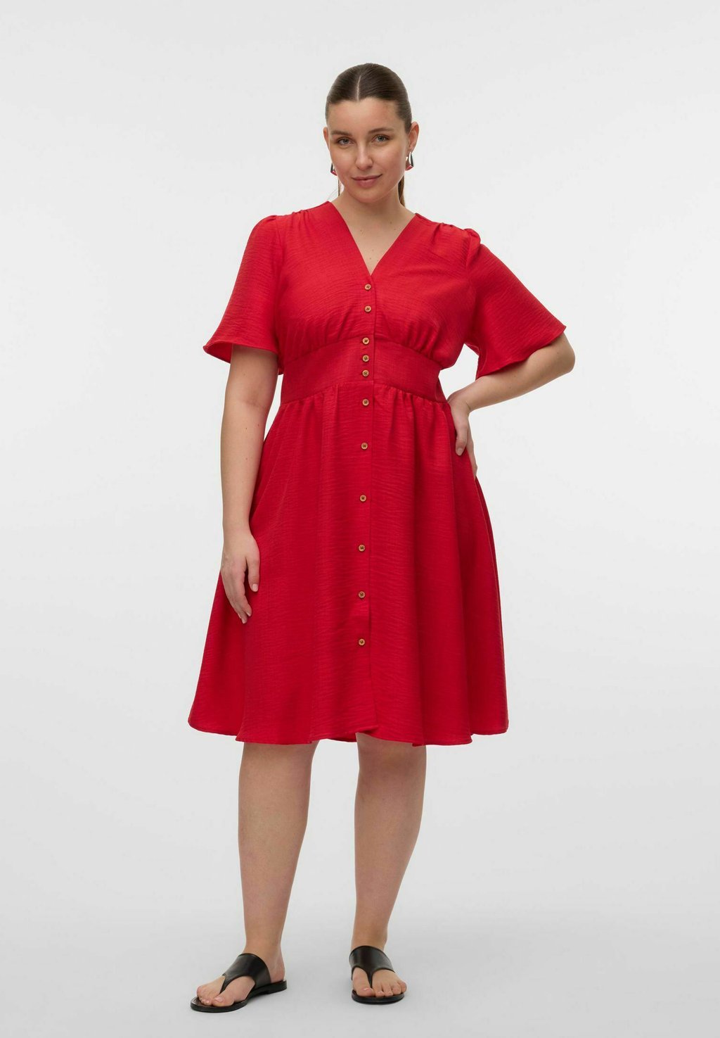 

Платье-рубашка VMCMELANEY MIDI Vero Moda Curve, красный