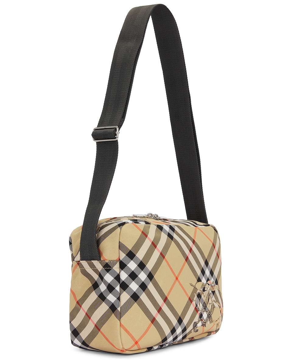 

Незаменимая сумка через плечо Burberry, песочный