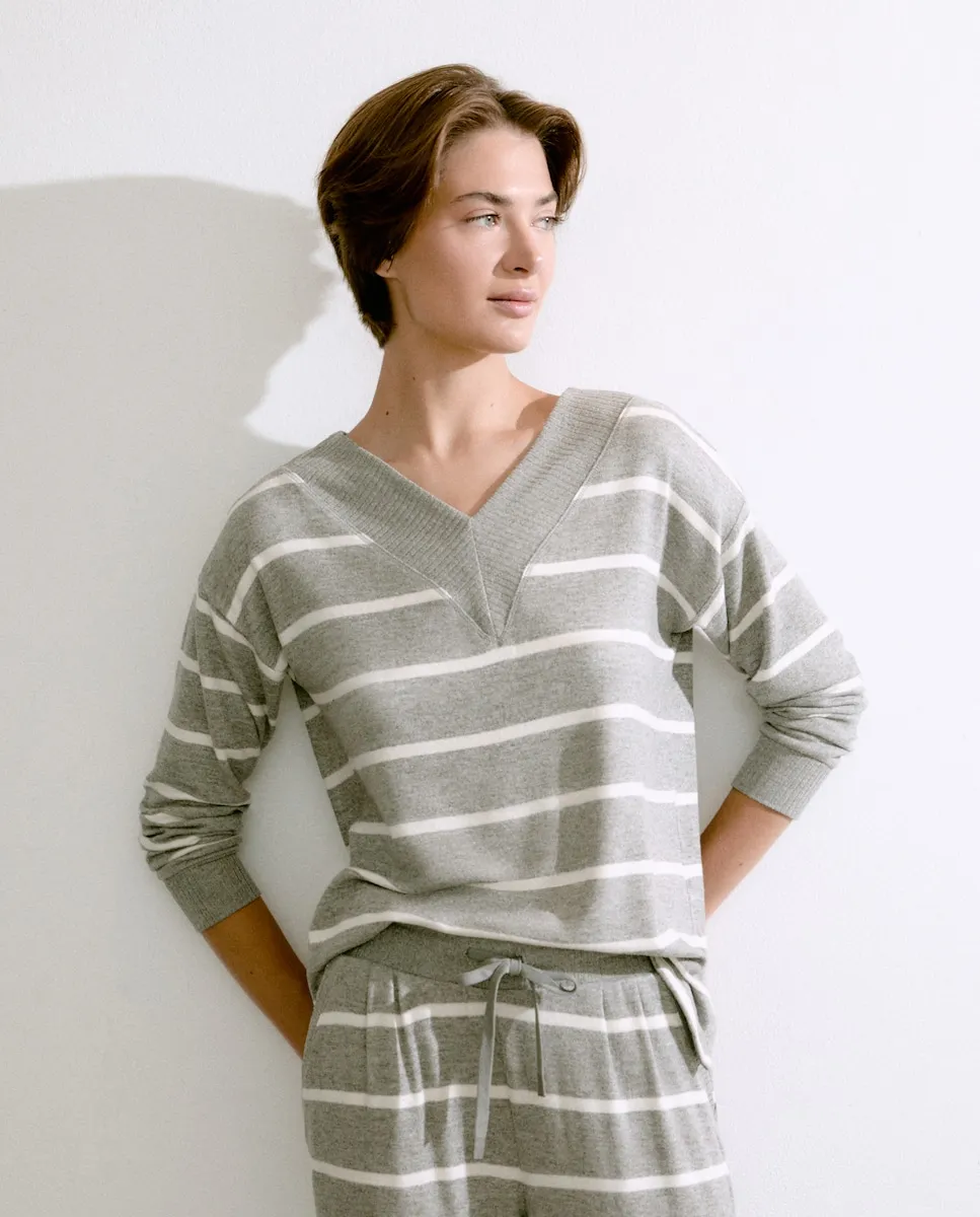 

Женский свитер с V-образным вырезом Énfasis, серый