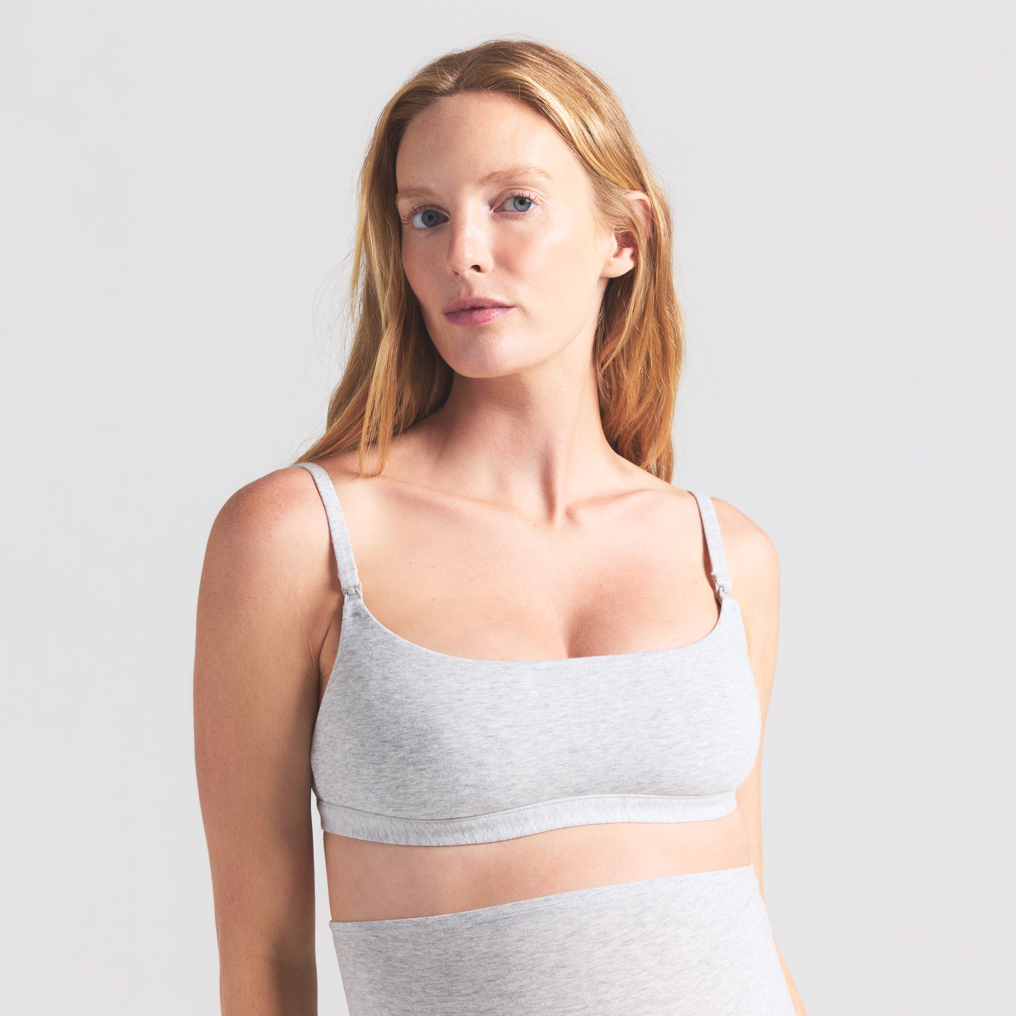 

Бюстгальтер-ложка для кормления беременных SKIMS COTTON JERSEY, цвет light heather grey