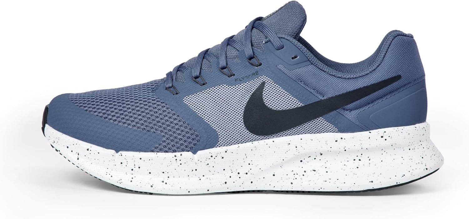 

Мужские кроссовки для бега по шоссе Nike Run Swift 3, белый/синий