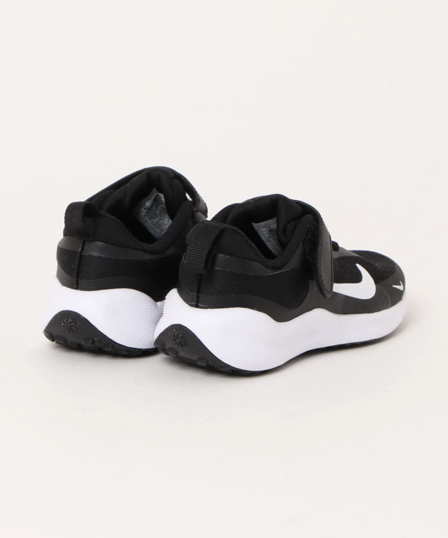 Детские кроссовки Nike Revolution 7 (PSV) — фото 4