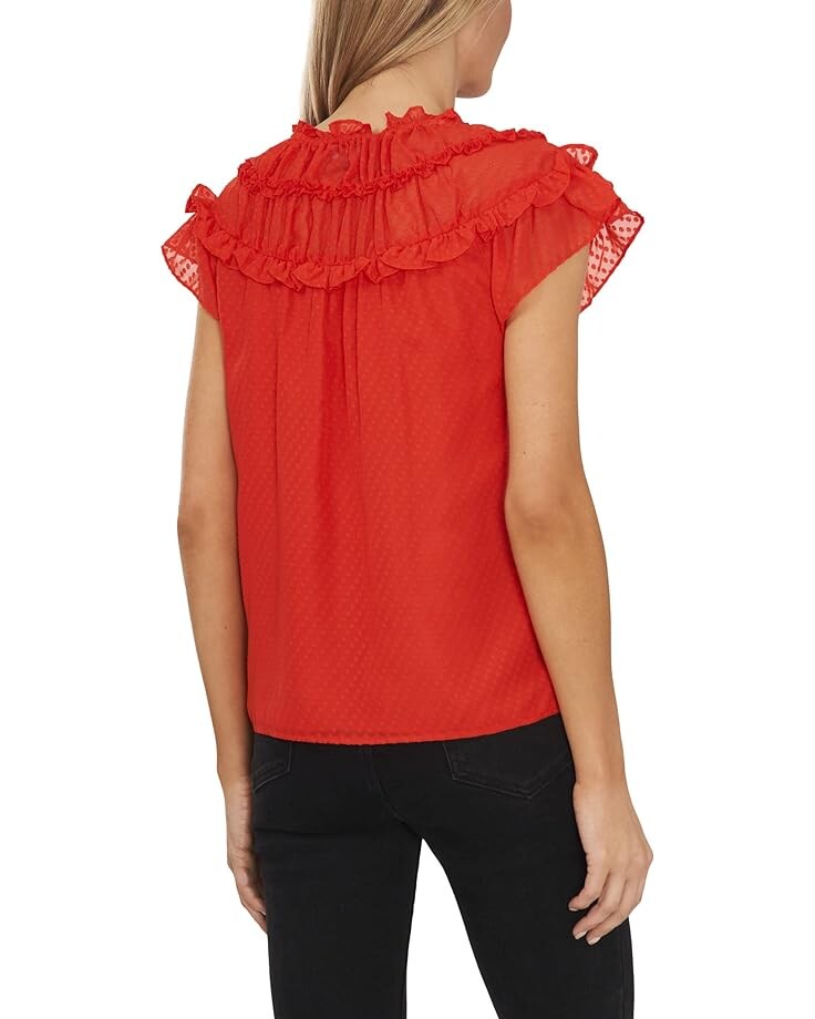 

Блуза CeCe Shirred Ruffle Yoke Blouse, цвет Poppy Red