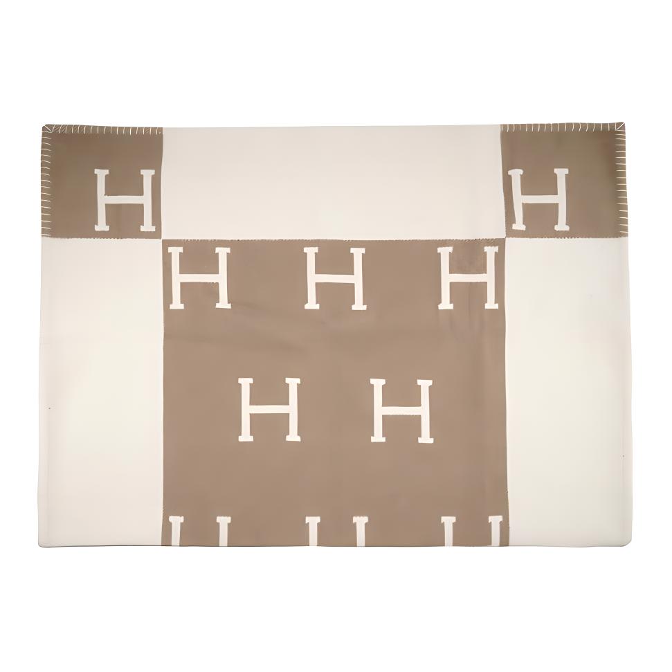 

HERMES Шаль унисекс Avalon, Box Included