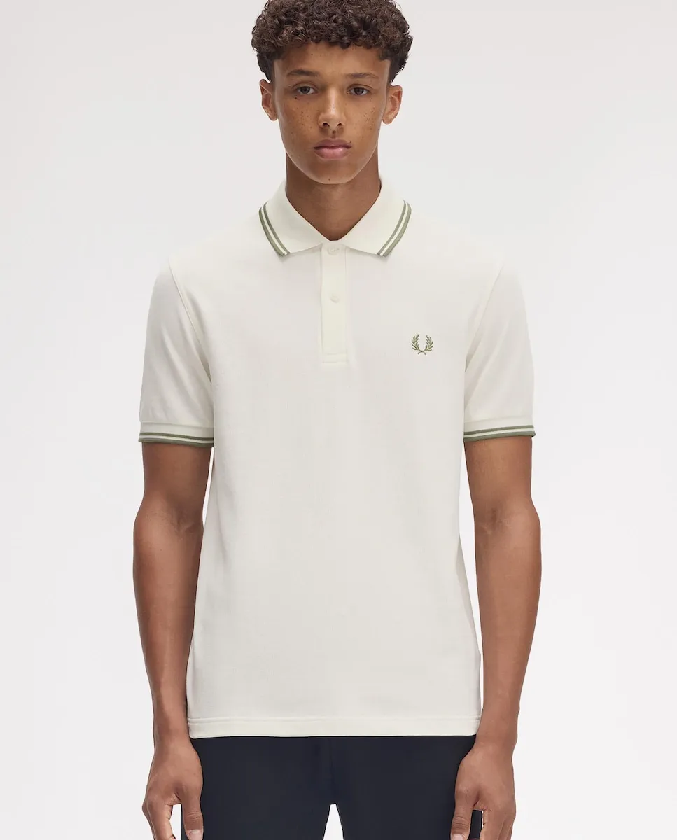 

Мужская поло с коротким рукавом и контрастной отделкой Fred Perry, белый