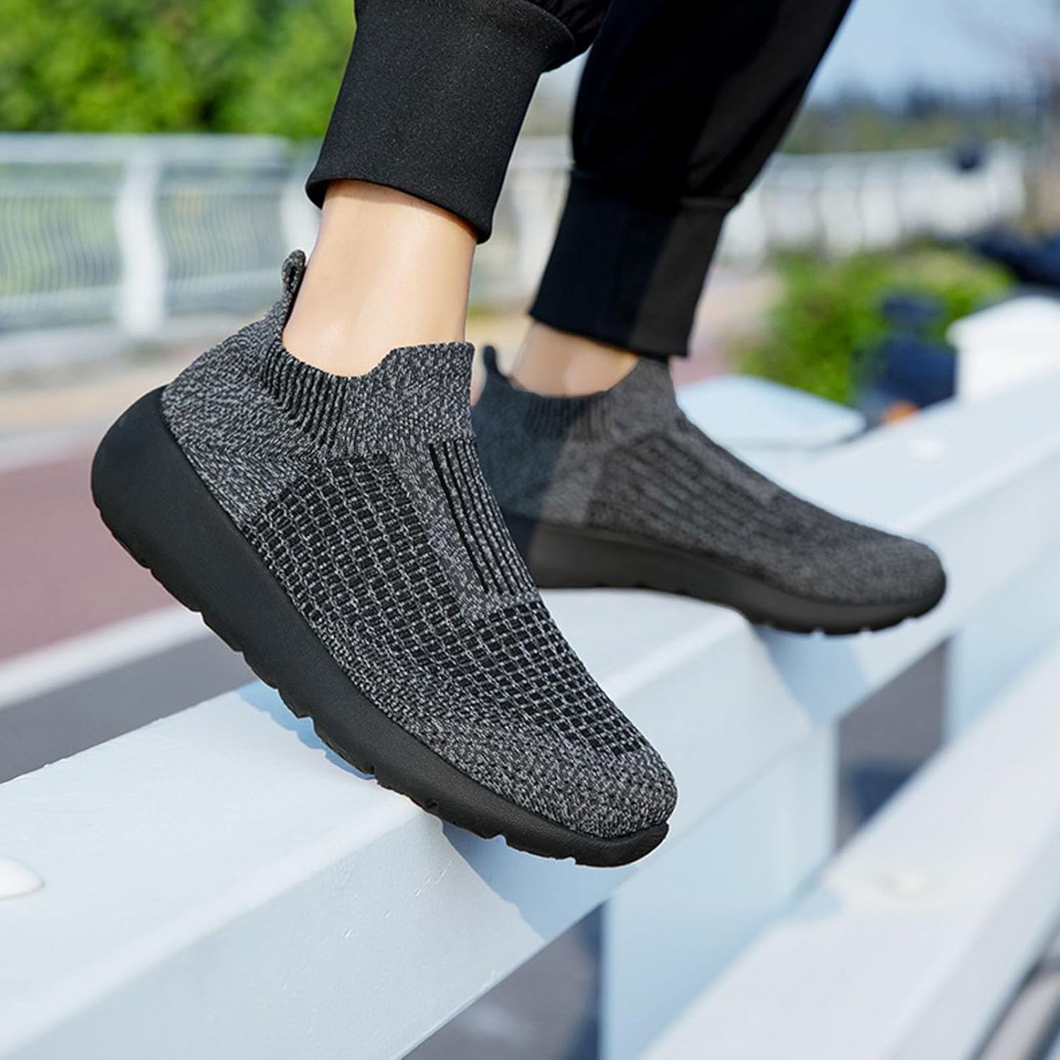 Мужские кроссовки IWIHMIV Slip On для ходьбы, тенниса и бега, легкие, дышащие, повседневные и для тренировок, серый — фото 2