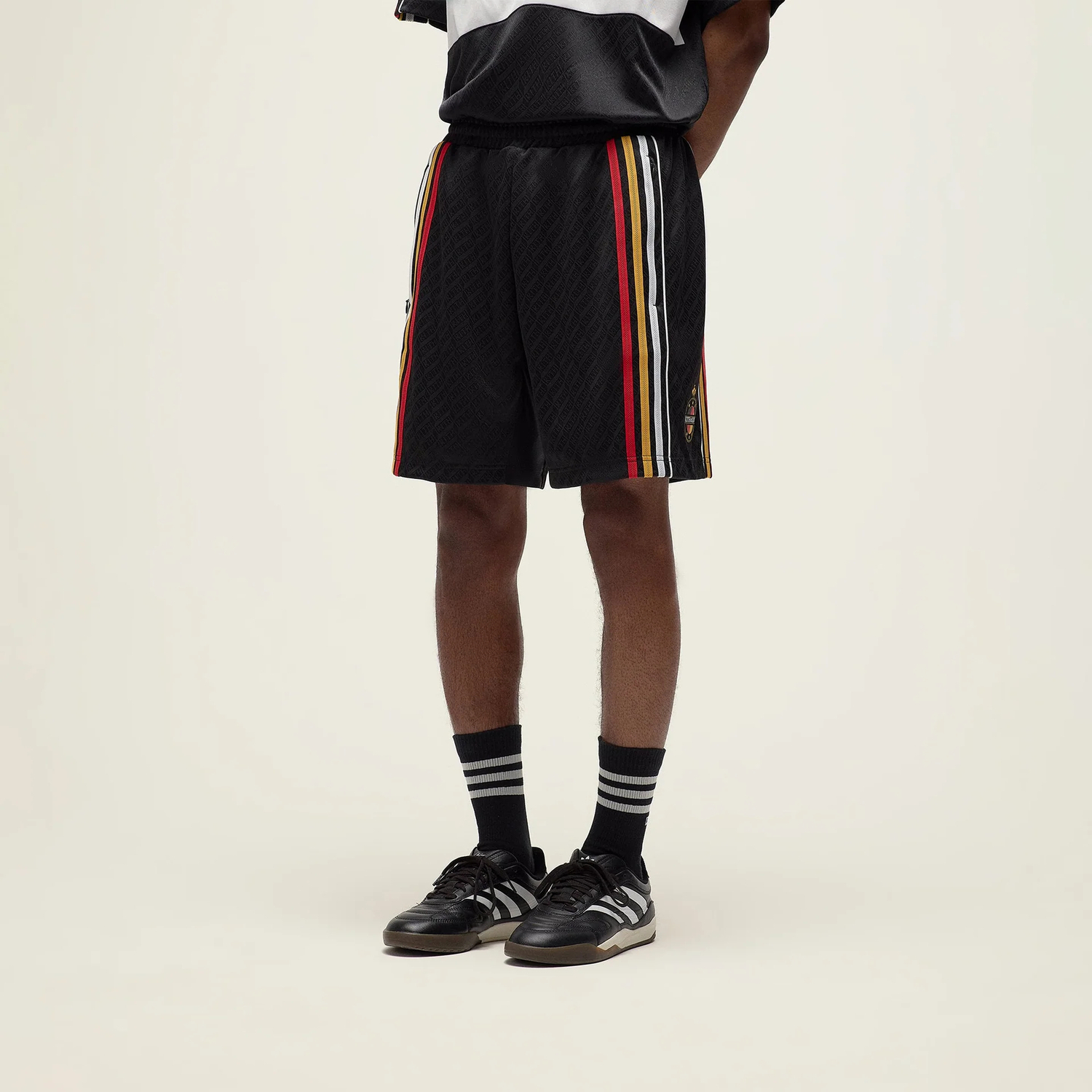 Футболка Kith X Football Uniform Short Adidas, черный — фото 4