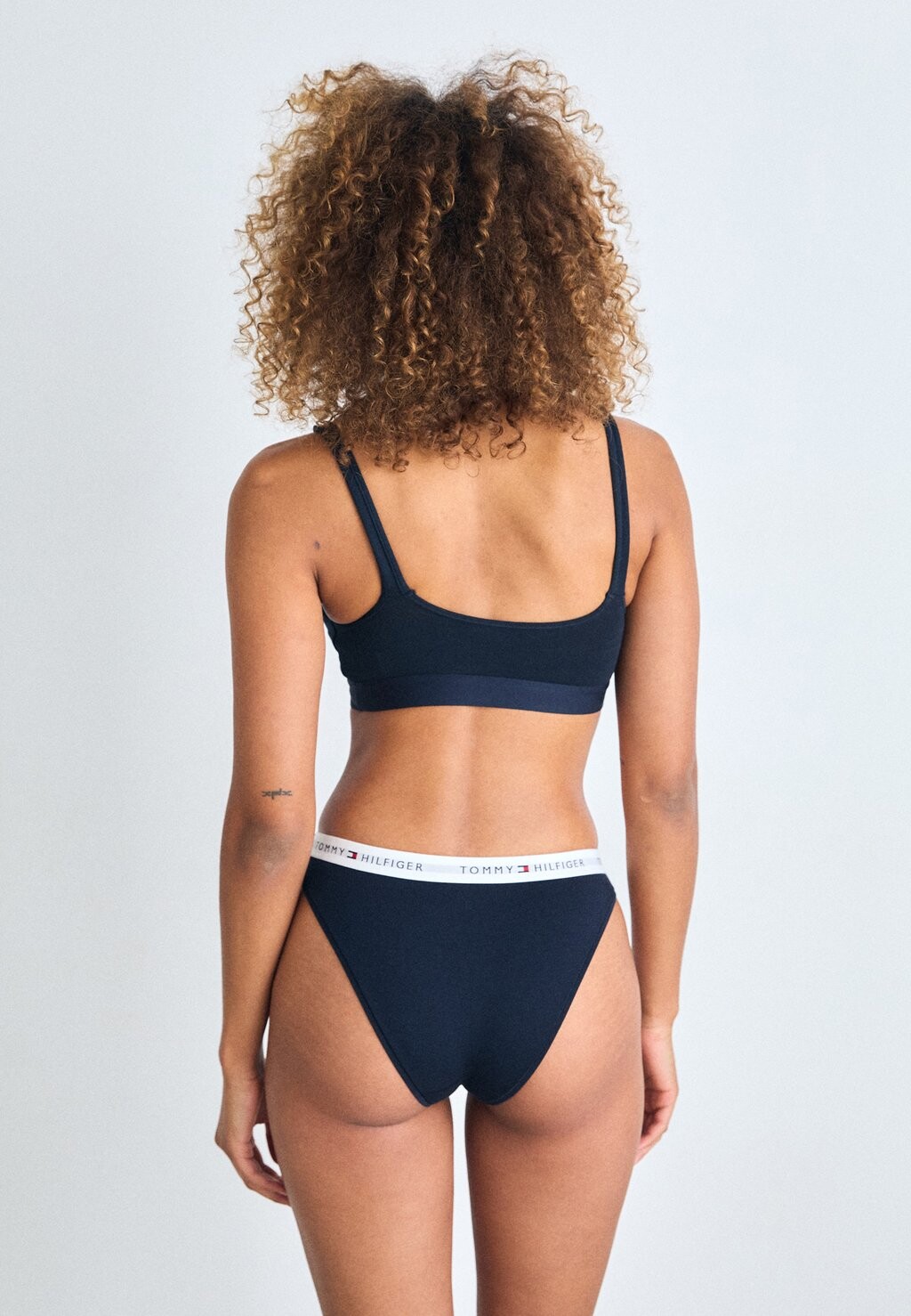 Трусы ICONBIKINI Tommy Hilfiger, темно-синий — фото 2