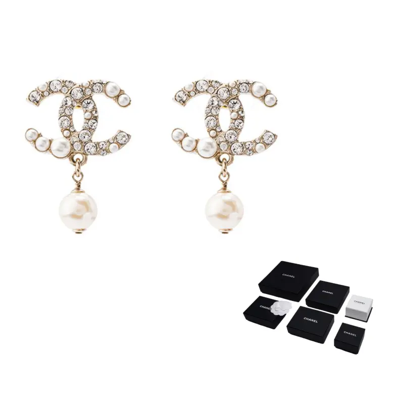 

CHANEL Золотые серьги с жемчугом белого цвета для женщин